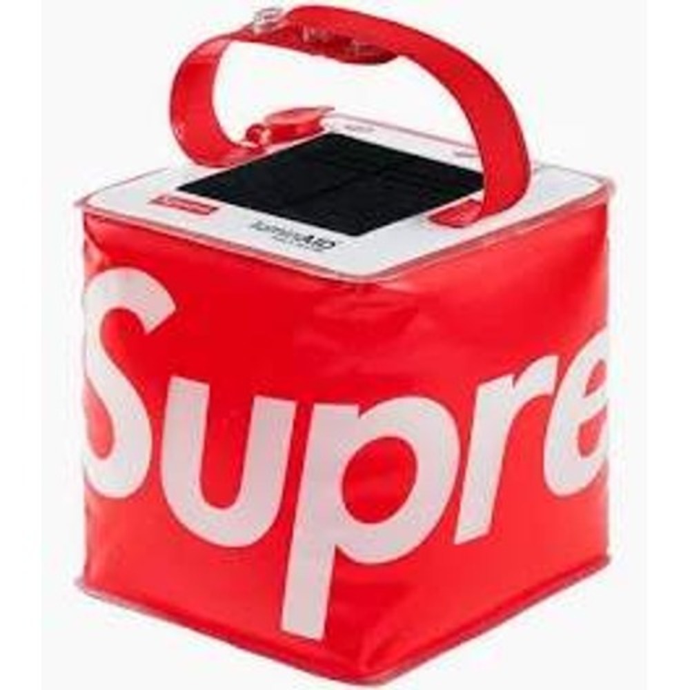 Supreme luminAID PackLite Nova USB Solar Collapsible LED‎ Lantern Red